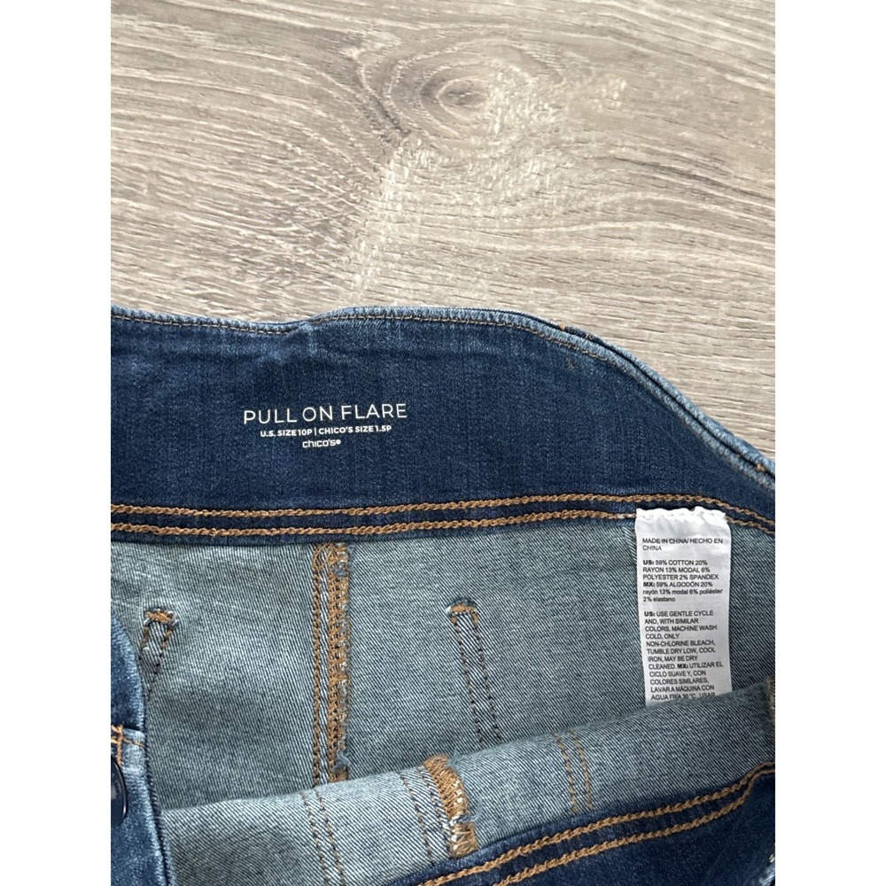 Chico's Indigo Flare Wide-Leg Jeans - Picture 4 of 6